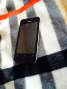 Asus ZenFone 4. �/�