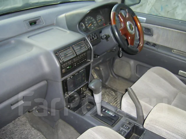 Mitsubishi Chariot. �������, ��������, 2.0, ������ ����