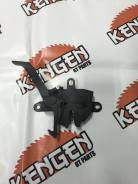 Замок капота. Toyota Cresta, JZX100 Toyota Mark II, JZX100 Toyota Chaser, JZX100 Двигатели: 1GGZE, 1JZGTE, 1GGE, 1GEU, 1GGTE, 1GGEU, 1GFE, 1GGTEU, 1G