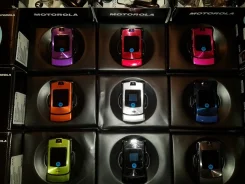 Motorola RAZR V3i. �����. ��� ����� �� ������������ ����