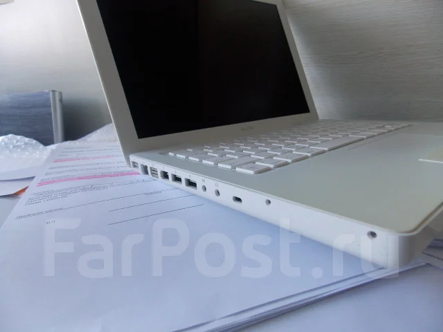 Apple MacBook 13 2007 A1181. 2,2����, ��� 2048 ��, ���� 250���, WiFi: 1, Bluetooth: 1, ����������� �� 3��. ��� ����� �� ������� ����