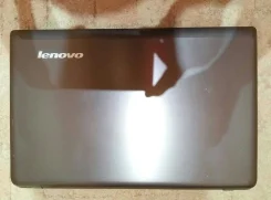 Lenovo IdeaPad Z570. 2,4����, ��� 4 ��, ���� 500���, WiFi, Bluetooth, ����������� �� 3��.