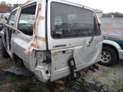 Подкрылок. Mitsubishi Pajero, V21W Двигатель 4G64
