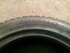 Kumho I'Zen KW22. Зимние, шипованные, износ: 60%, 1 шт