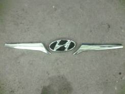 Эмблема решетки. Hyundai Solaris