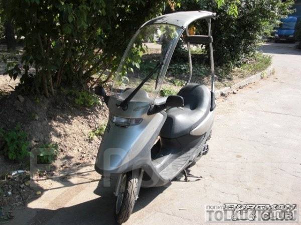 Скутер Honda cabina af33