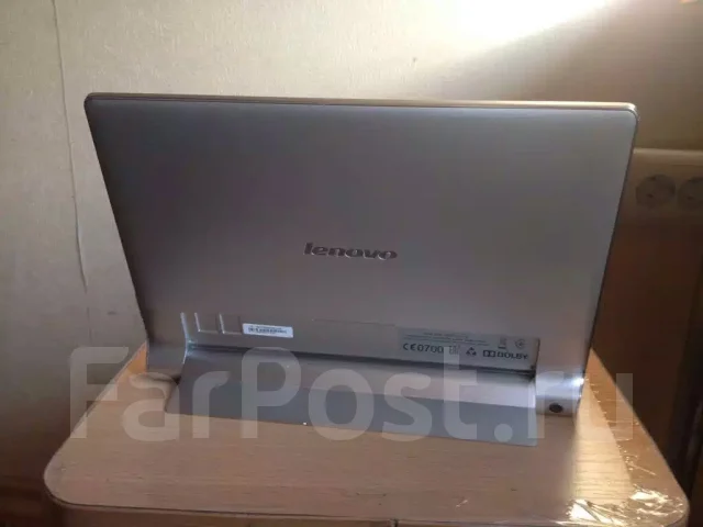 Lenovo Yoga Tablet 10 HD+ 3G 16Gb ����