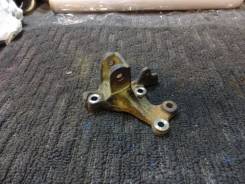 Крепление генератора. Toyota: Corolla, Corolla Levin, Corona, Corolla FX, Carina, Corona Premio, Sprinter Marino, Sprinter, Sprinter Trueno, Corolla S...
