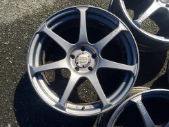 AVS Model T7. 7.5x17", 5x100, ET50. ��� ����� �� ����-���������� ����