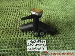 Горловина радиатора. Toyota Vitz, NCP13, NCP131 Toyota Platz