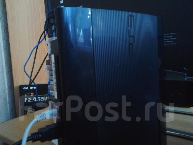 Sony PlayStation 3 Super Slim ����