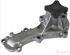 Помпа водяная. Nissan: Bluebird Sylphy, Tino, Expert, Primera, AD, Avenir, Almera, Sunny, Primera Camino, Bluebird, Wingroad Двигатели: QG15DE, QG18DE...