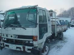 Кабина. Isuzu Forward, FRR12 Двигатель 6BG1