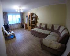 2-комнатная, улица Чехова 72А. 60 кв. м.