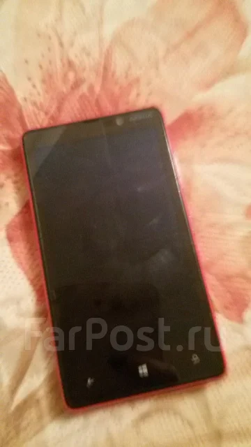 Nokia Lumia 820 ����