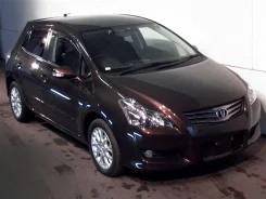 Toyota Blade. AZE154H. ��� ����� �� ���������� ����