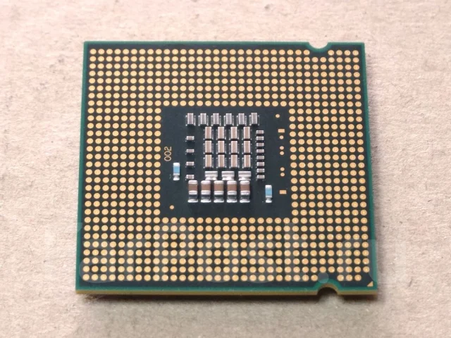 Intel Core 2 Duo E8500 ����