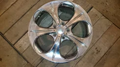 Verde. 7.0x17", 5x114.3, ET48, �� 73,0���. ����