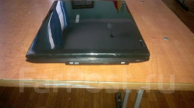 Samsung R60 Plus. 2 000����, ��� 4 ��, ���� 160���, WiFi: 1, Bluetooth: 1, ����������� �� 1��. ����