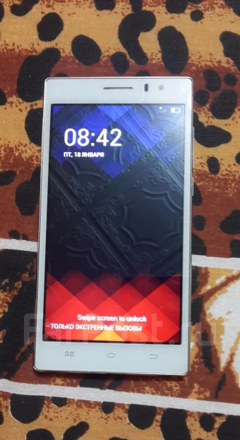 Keneksi Crystal. �/� ����