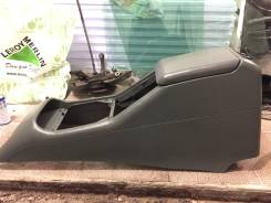 Подлокотник. Mercedes-Benz ML-Class, W163 Mercedes-Benz M-Class, W163