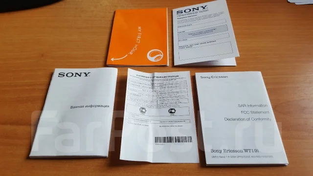 Sony Ericsson Live with walkman. �/� ����