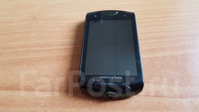 Sony Ericsson Live with walkman. �/� ����