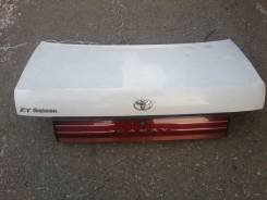 Крышка багажника. Toyota Camry, SV30 Двигатель 4SFE