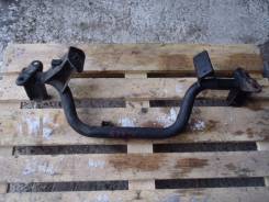 Балка под кпп. Mitsubishi Delica, P23V, P24W, P35W, P25W, P45V, P25V, P23W, P27V Двигатель 4D56