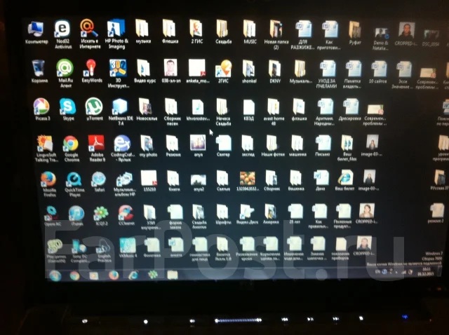 HP Pavilion dv5. 2,2����, ��� 3072 ��, ���� 250���, WiFi: 1, Bluetooth: 1, ����������� �� 3��. ����