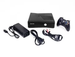 Microsoft Xbox 360 Slim. ��� ����� �� ������������ ����