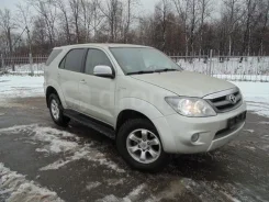 Toyota Fortuner. TGN51L, 2TRFE ����
