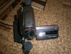 JVC GR-D741. � ���������� ����
