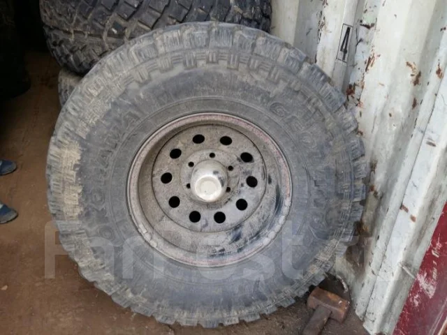 Red Wheel. 9.0x16", 6x139.7, ET-40 ����
