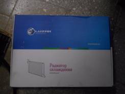 Радиатор охлаждения двигателя.
