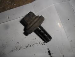 Болт шкива коленвала. Mazda Mazda6, GH, GG, GJ, GY, CB4, CB8 Ford Focus, CB4, CB8 Двигатели: LFDE, MZRDISI, MZR, LF17, LFF7, LF, DURATEC, DURATEC2, 0H...