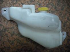Расширительный бачок. Nissan Primera Camino, P11, QP11, HNP11, HP11, WHNP11, WQP11, WP11, WHP11 Nissan Bluebird, HNU14, ENU14, SU14, QU14, EU14, HU14...
