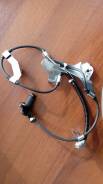 Датчик abs. Lexus LX470, UZJ100 Toyota Land Cruiser, HDJ101, HDJ101K, UZJ100, UZJ100L, HDJ100L, FZJ100, UZJ100W, HDJ100 Двигатели: 2UZFE, 1HDT, 1HDFTE...