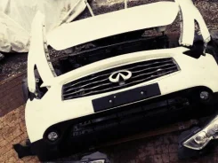 Infiniti FX50 ����