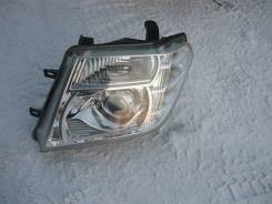 Фара. Nissan Navara, D40