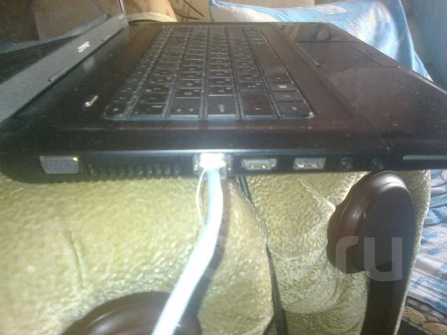 Compaq CQ58. 1 800����, ��� 2048 ��, ���� 320���, WiFi: 1, Bluetooth: 1 ����