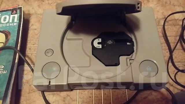 Sony PlayStation One ����