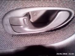 Ручка двери внутренняя. Mitsubishi Galant, E53A, E64A, E54A, E52A, E57A Двигатели: 4D68, 6A12, 4G93, 6A11