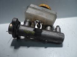 Цилиндр главный тормозной. Subaru Legacy, BD5, BH9, BG9, BG3, BH5, BG5, BD2, BD3, BGA, BD9, BEE, BGC, BG2 Subaru Impreza, GDC, GDD, GGD, GDB, GGC, GF8...