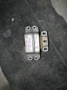 Подушка двигателя. Volkswagen Passat CC Volkswagen Passat Skoda Superb Двигатели: CCZB, CCZA