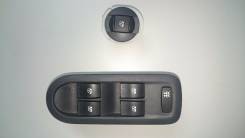 Блок управления стеклоподъемниками. Renault Megane