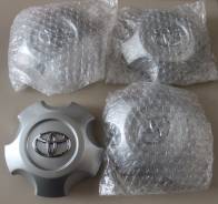 Колпаки 44260B-60030 для оригинальных дисков Toyota Land Cruiser 200. Диаметр 18", 1 шт.