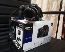 Sony Cyber-shot DSC-HX100V. 15 - 19.9 ��