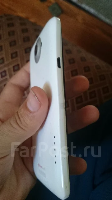 HTC One X ����