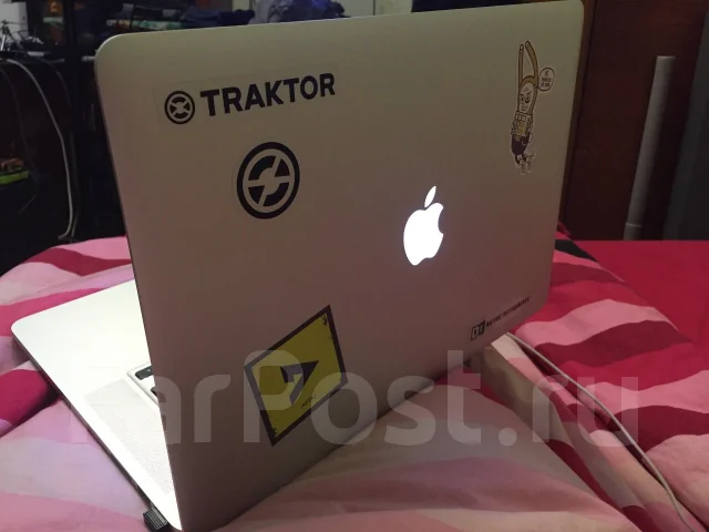 Apple MacBook Pro 15 2013 Early ME664 with Retina display. 15", 2,4����, ��� 8 ��, ���� 256���, WiFi: 1, Bluetooth: 1, ����������� �� 10��. ����